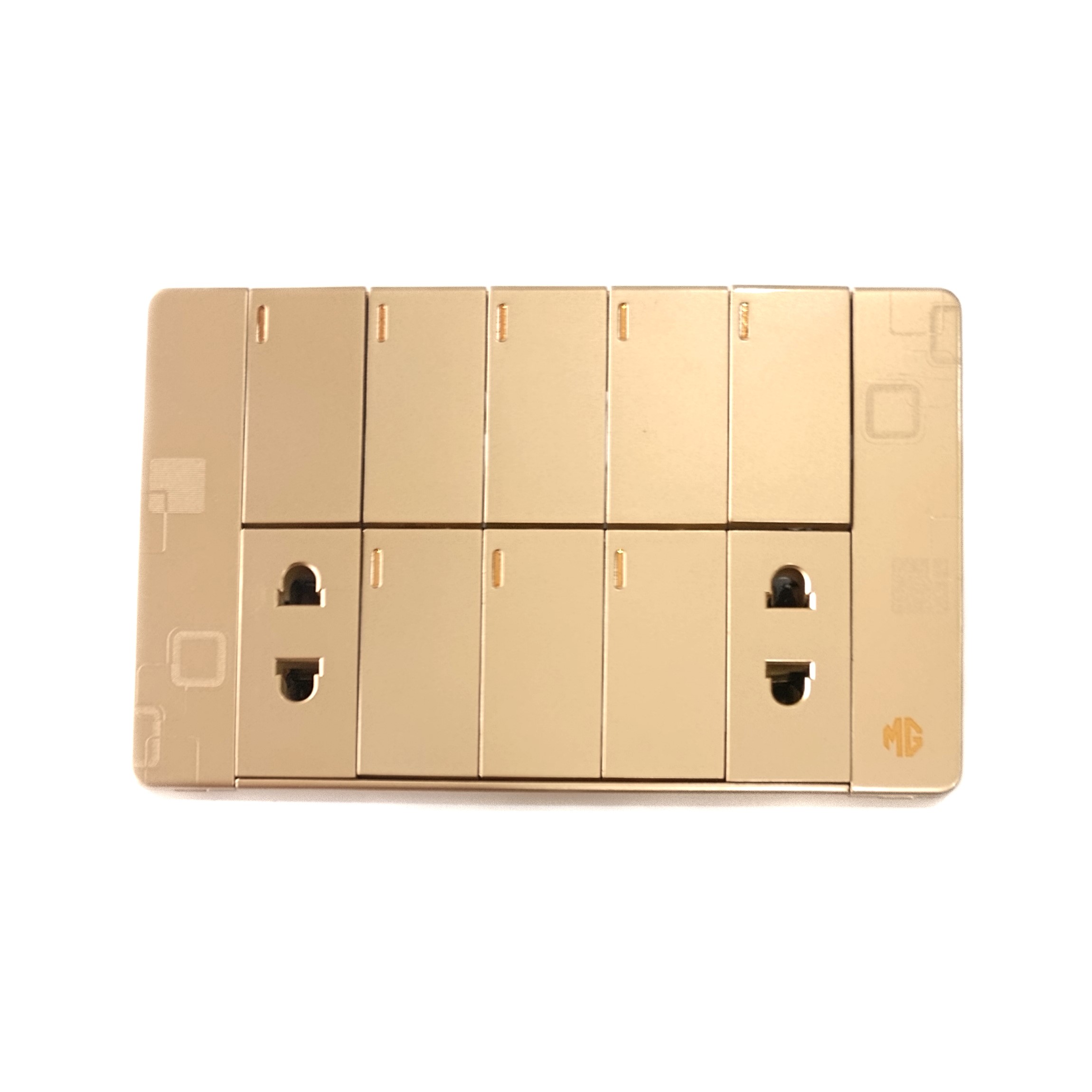 8+2ukgold 8Switch+2Socket China Fitting Sheet Board UK Metal series (Golden)
