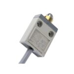 D4C-1202 Omron Limit Switch Roller Plunger type